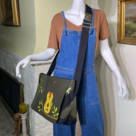 Authentic Gama-Go Birds Extra Large Heavy Nylon Messenger Bag Brown Owl Guitar - Picture 2 of 16